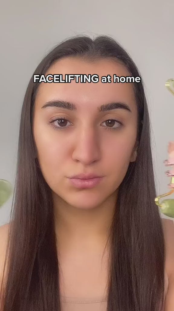 MIKIBEAUTY™ Jade Gua Sha Roller